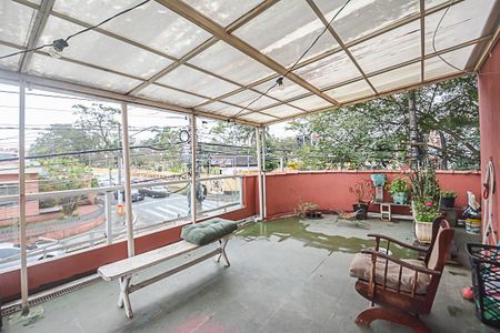 Casa para alugar com 252m², 4 quartos e 5 vagas