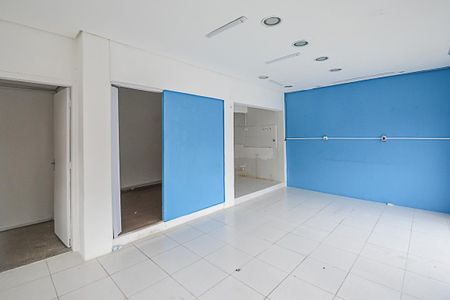 Casa para alugar com 252m², 4 quartos e 5 vagas