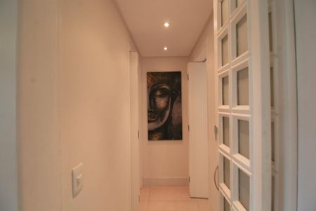 Apartamento para alugar com 130m², 2 quartos e 2 vagas Apartamento para alugar com 130m², 2 quartos e 2 vagasCorredor