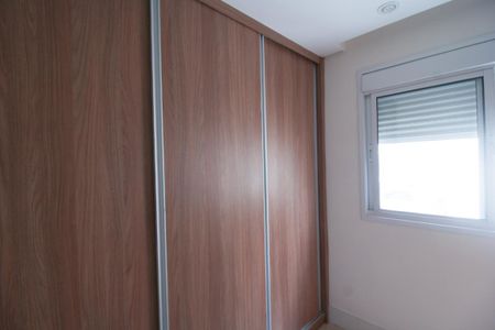 Apartamento para alugar com 130m², 2 quartos e 2 vagas Apartamento para alugar com 130m², 2 quartos e 2 vagasCloset da suíte