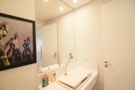 Apartamento para alugar com 130m², 2 quartos e 2 vagas Apartamento para alugar com 130m², 2 quartos e 2 vagasBanheiro Social
