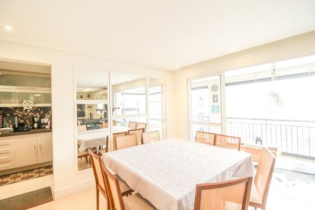 Apartamento para alugar com 130m², 2 quartos e 2 vagas