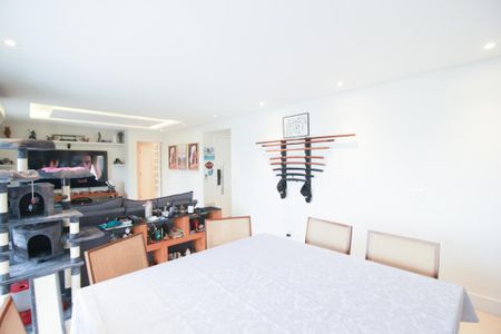 Apartamento para alugar com 130m², 2 quartos e 2 vagas Apartamento para alugar com 130m², 2 quartos e 2 vagasSala