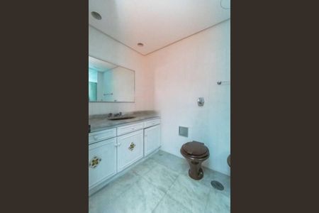 Apartamento para alugar com 151m², 3 quartos e 1 vaga Apartamento para alugar com 151m², 3 quartos e 1 vagaBanheiro 3
