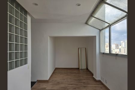 Apartamento à venda com 80m², 1 quarto e 2 vagas Apartamento à venda com 80m², 1 quarto e 2 vagasSuíte