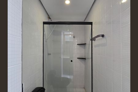 Apartamento à venda com 80m², 1 quarto e 2 vagas Apartamento à venda com 80m², 1 quarto e 2 vagasBanheiro da Suíte