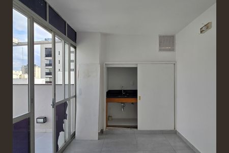 Apartamento à venda com 80m², 1 quarto e 2 vagas Apartamento à venda com 80m², 1 quarto e 2 vagasCloset da suíte