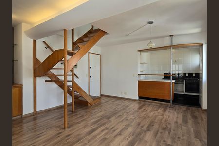 Apartamento à venda com 80m², 1 quarto e 2 vagas Apartamento à venda com 80m², 1 quarto e 2 vagasSala