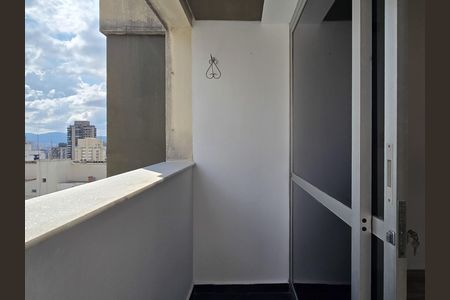 Apartamento à venda com 80m², 1 quarto e 2 vagas Apartamento à venda com 80m², 1 quarto e 2 vagasVaranda