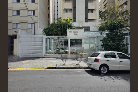 Apartamento à venda com 80m², 1 quarto e 2 vagas Apartamento à venda com 80m², 1 quarto e 2 vagasFachada