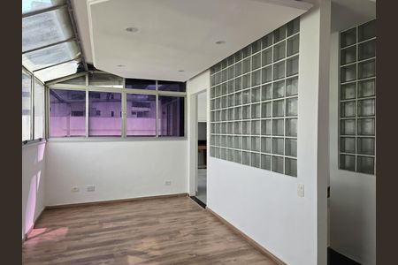 Apartamento à venda com 80m², 1 quarto e 2 vagas Apartamento à venda com 80m², 1 quarto e 2 vagasSuíte