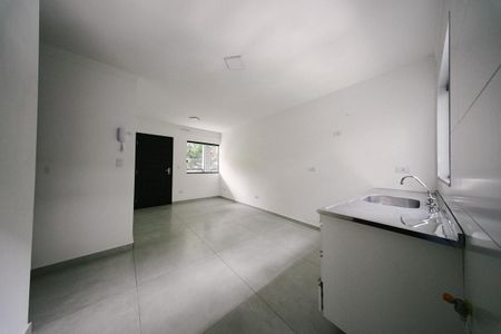 Sala/Cozinha de apartamento para alugar com 2 quartos, 50m² em Vila Ré, São Paulo