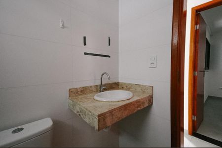 Apartamento para alugar com 50m², 2 quartos e sem vaga Apartamento para alugar com 50m², 2 quartos e sem vagaBanheiro