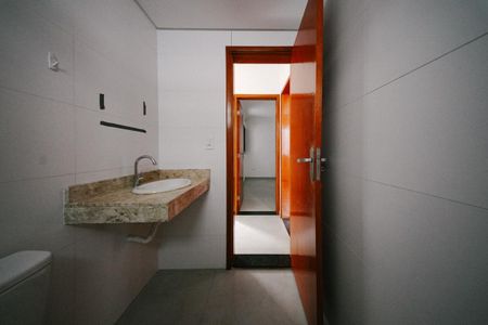 Apartamento para alugar com 50m², 2 quartos e sem vaga Apartamento para alugar com 50m², 2 quartos e sem vagaBanheiro