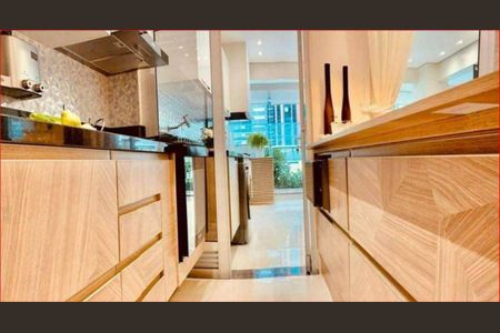 Apartamento à venda com 60m², 1 quarto e 2 vagas Apartamento à venda com 60m², 1 quarto e 2 vagasCozinha