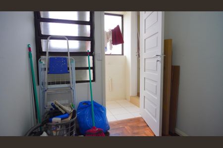 Apartamento à venda com 75m², 3 quartos e 1 vaga Apartamento à venda com 75m², 3 quartos e 1 vagaQuarto 3 e área de serviço