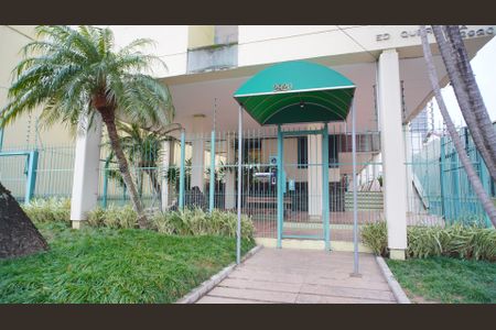 Apartamento à venda com 75m², 3 quartos e 1 vaga Apartamento à venda com 75m², 3 quartos e 1 vagaFachada do Prédio