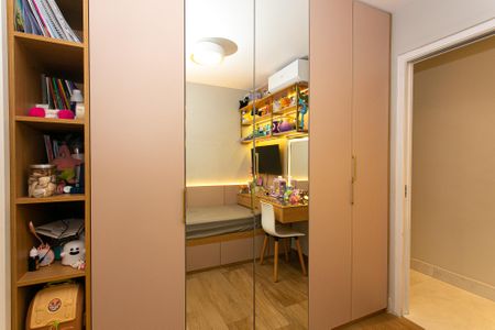 Apartamento à venda com 109m², 3 quartos e 2 vagasSuíte 2
