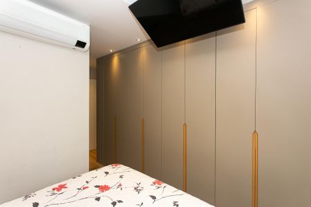 Apartamento à venda com 109m², 3 quartos e 2 vagasSuíte 1