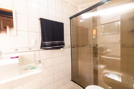 Casa para alugar com 250m², 3 quartos e 5 vagas Casa para alugar com 250m², 3 quartos e 5 vagasBanheiro da Suite 1
