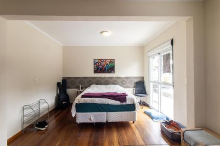 Casa para alugar com 250m², 3 quartos e 5 vagas Casa para alugar com 250m², 3 quartos e 5 vagasQuarto 1 Suite