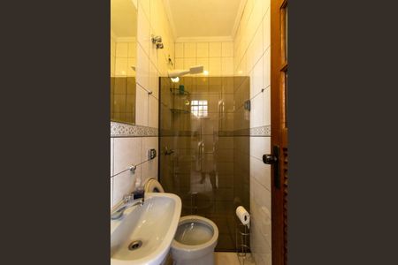 Casa para alugar com 250m², 3 quartos e 5 vagas Casa para alugar com 250m², 3 quartos e 5 vagasBanheiro de Serviço
