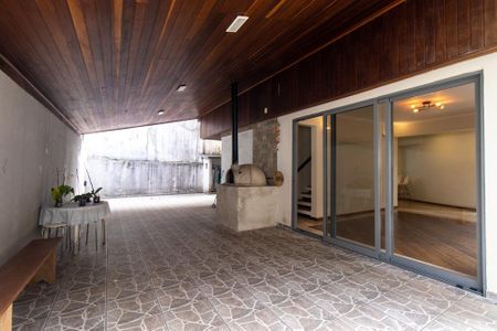 Casa para alugar com 250m², 3 quartos e 5 vagas Casa para alugar com 250m², 3 quartos e 5 vagasÁrea comum