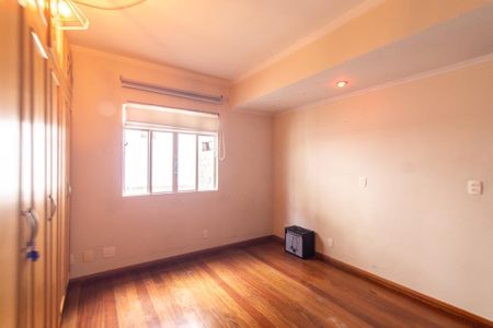 Casa para alugar com 250m², 3 quartos e 5 vagas Casa para alugar com 250m², 3 quartos e 5 vagasQuarto 2 Suite 2
