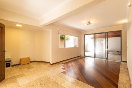 Sala de casa para alugar com 3 quartos, 250m² em Santa Felicidade, Curitiba