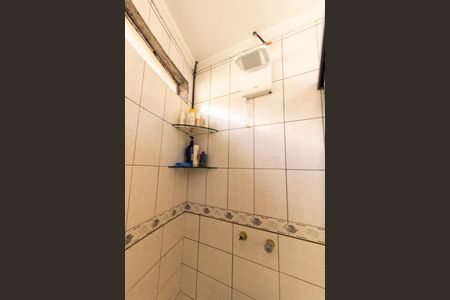 Casa para alugar com 250m², 3 quartos e 5 vagas Casa para alugar com 250m², 3 quartos e 5 vagasBanheiro da Suite 1