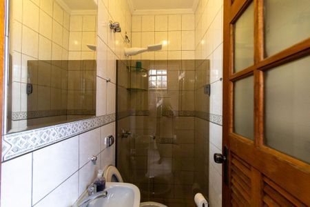 Casa para alugar com 250m², 3 quartos e 5 vagas Casa para alugar com 250m², 3 quartos e 5 vagasBanheiro de Serviço