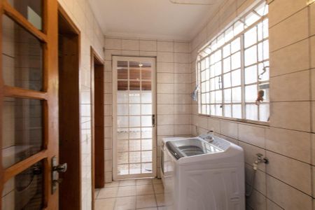 Casa para alugar com 250m², 3 quartos e 5 vagas Casa para alugar com 250m², 3 quartos e 5 vagasÁrea de Serviço