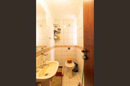 Casa para alugar com 250m², 3 quartos e 5 vagas Casa para alugar com 250m², 3 quartos e 5 vagasLavabo 1