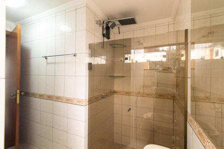 Casa para alugar com 250m², 3 quartos e 5 vagas Casa para alugar com 250m², 3 quartos e 5 vagasBanheiro Social