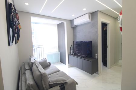 Sala de apartamento à venda com 2 quartos, 48m² em Socorro, São Paulo