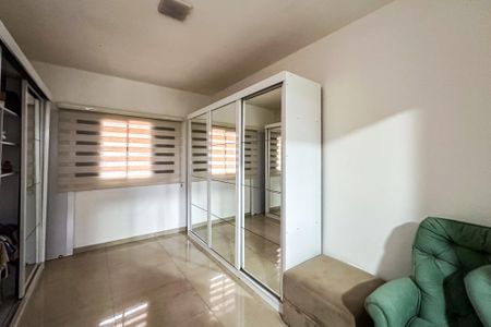 Casa para alugar com 500m², 4 quartos e sem vaga Casa para alugar com 500m², 4 quartos e sem vagaCloset da suíte