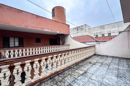Casa para alugar com 500m², 4 quartos e sem vaga Casa para alugar com 500m², 4 quartos e sem vagaVaranda - Casa 2