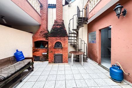 Casa para alugar com 500m², 4 quartos e sem vaga Casa para alugar com 500m², 4 quartos e sem vagaChurrasqueira