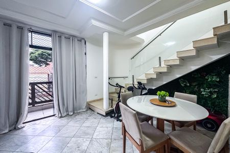 Casa para alugar com 500m², 4 quartos e sem vaga Casa para alugar com 500m², 4 quartos e sem vagaSala de Jantar
