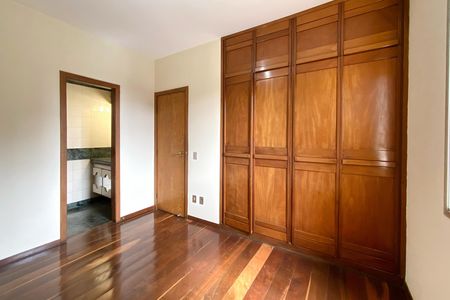 Apartamento à venda com 85m², 3 quartos e 1 vagaSuite