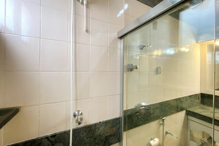 Apartamento à venda com 85m², 3 quartos e 1 vagaBanheiro da Suíte