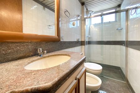 Apartamento à venda com 85m², 3 quartos e 1 vagaBanheiro