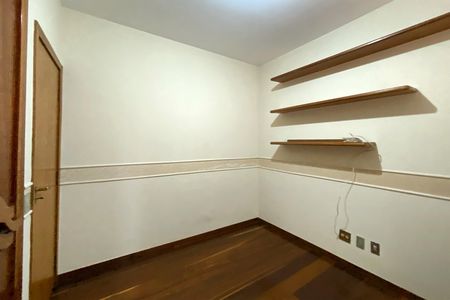 Apartamento à venda com 85m², 3 quartos e 1 vagaQuarto 2