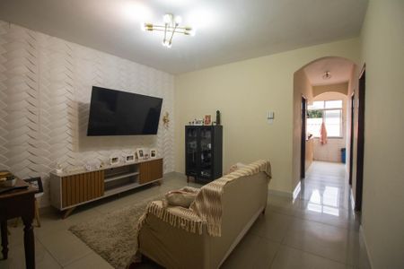 Sala de casa para alugar com 2 quartos, 111m² em Lagoinha, São Gonçalo