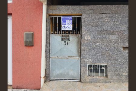 Casa para alugar com 111m², 2 quartos e sem vagaFachada