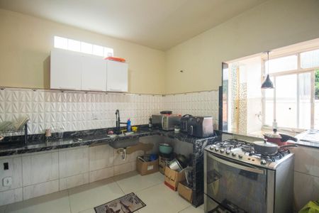 Casa para alugar com 111m², 2 quartos e sem vagaCozinha