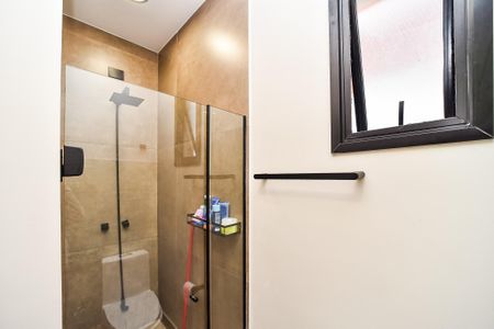 Casa à venda com 132m², 3 quartos e 2 vagas Casa à venda com 132m², 3 quartos e 2 vagasBanheiro Social