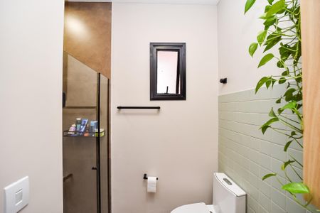 Casa à venda com 132m², 3 quartos e 2 vagas Casa à venda com 132m², 3 quartos e 2 vagasBanheiro Social