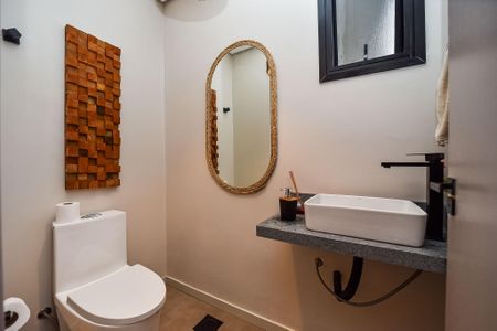 Casa à venda com 132m², 3 quartos e 2 vagas Casa à venda com 132m², 3 quartos e 2 vagasLavabo