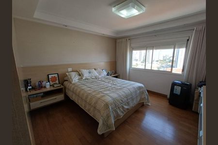 Apartamento à venda com 204m², 4 quartos e 3 vagas